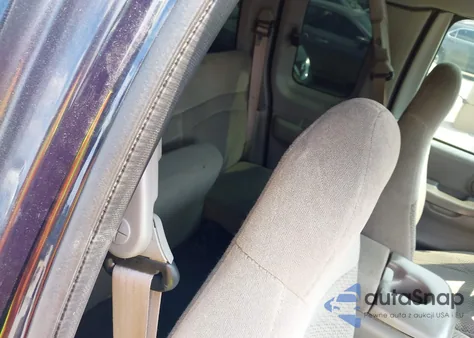 2000 Ford F-150 Lariat/Work Series/Xl/Xlt from USA, damaged, VIN 1FTRX17L0YKA33492